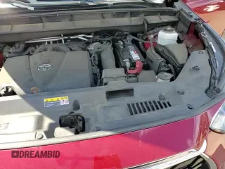 2021 Toyota Highlander Limited with VIN 5TDDZRBH2MS529158, listed as a Copart auction lot 70418985 with 70,706 mi miles and Salvage title. Bid and sale history available at DreamBid. Image 16.