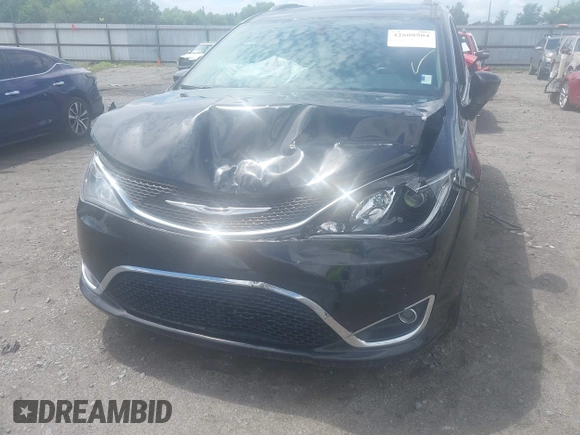 2020 Chrysler Pacifica Touring L with VIN 2C4RC1BGXLR274315, listed as a IAAI auction lot 42608504 with 109,371 mi miles and . Bid and sale history available at DreamBid. Image 6.