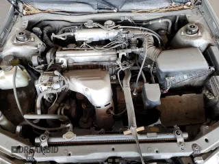 2001 Toyota Camry CE z VIN 4T1BG22K11U017054, wystawiony jako Copart lot #57623485 z przebiegiem 242 217 mil mil oraz Szkoda całkowita • Salvage title. Historia ofert i sprzedaży dostępna na DreamBid. Obrazek 11.