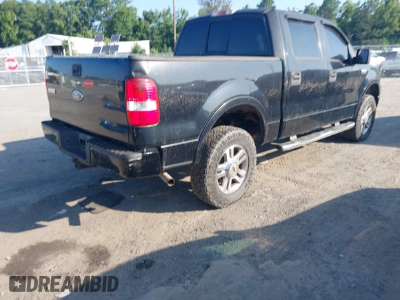 2005 Ford F-150 XLT z VIN 1FTPW14565KF05741, wystawiony jako IAAI lot #42831697 z przebiegiem 128 096 mil mil oraz . Historia ofert i sprzedaży dostępna na DreamBid. Obrazek 4.