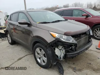 2013 Kia Sportage LX with VIN KNDPB3A29D7365641, listed as a Copart auction lot 83667044 with 135,085 mi miles and Salvage Title. Bid and sale history available at carsss.com. Image 4.