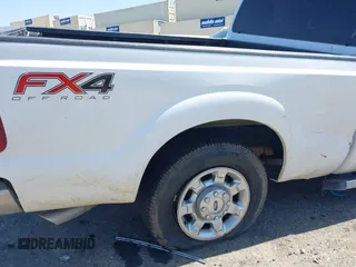 2016 Ford F-250 Lariat z VIN 1FT7W2B62GEB53132, wystawiony jako IAAI lot #42201422 z przebiegiem 71 247 mil mil oraz . Historia ofert i sprzedaży dostępna na DreamBid. Obrazek 18.