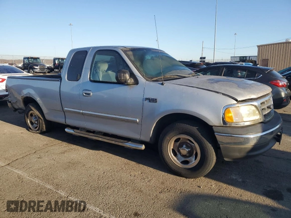 2003 Ford F-150 XL with VIN 2FTRX17253CA26445, listed as a Copart auction lot 48007025 with 141,965 mi miles and Clean Title. Bid and sale history available at carsss.com. Image 4.