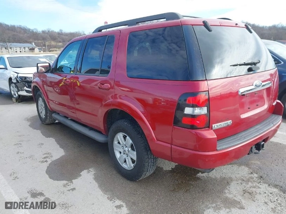 2010 Ford Explorer XLT with VIN 1FMEU7DE7AUB03012, listed as a IAAI auction lot 41722860 with 109,056 mi miles. Bid and sale history available at carsss.com. Image 3.