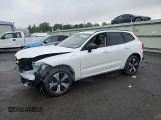 2024 Volvo XC60 Plus Dark Theme z VIN YV4H60DL4R1873955, wystawiony jako Copart lot #58565375 z przebiegiem 11 190 mil mil oraz Szkoda całkowita • Salvage title. Historia ofert i sprzedaży dostępna na DreamBid. Obrazek 1.