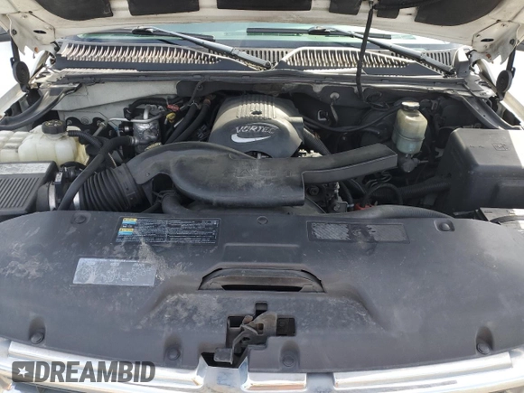 2002 Chevrolet Suburban LT with VIN 3GNFK16Z12G339999, listed as a Copart auction lot 52048285 with 302,455 mi miles and Salvage Title. Bid and sale history available at carsss.com. Image 12.