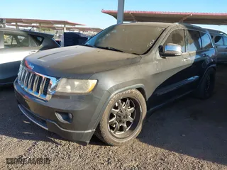 2011 Jeep Grand Cherokee Overland with VIN 1J4RR6GT1BC541506, listed as a IAAI auction lot 41850203 with 177,287 mi miles. Bid and sale history available at carsss.com. Image 17.