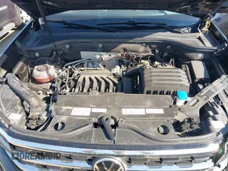 2022 Volkswagen Atlas SE with VIN 1V2KR2CA6NC532226, listed as a IAAI auction lot 42244894 with 33,767 mi miles and . Bid and sale history available at DreamBid. Image 10.