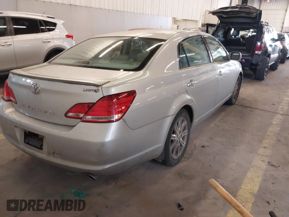 2005 Toyota Avalon XL with VIN 4T1BK36B15U060278, listed as a IAAI auction lot 41667236 with 167,535 mi miles and . Bid and sale history available at DreamBid. Image 4.