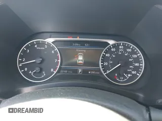 2023 Nissan Sentra SR with VIN 3N1AB8DV1PY222746, listed as a IAAI auction lot 42026639 with 22,160 mi miles and . Bid and sale history available at DreamBid. Image 7.