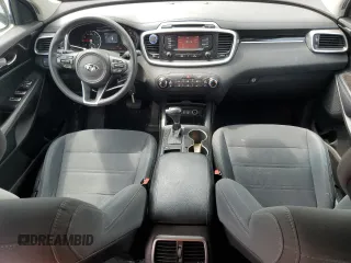 2017 Kia Sorento LX с VIN 5XYPG4A54HG187616, выставлен на аукционе Copart как лот 54151815 с пробегом 167 084 миль миль и Списание • Salvage title. История ставок и продаж доступна на DreamBid. Изображение 8.
