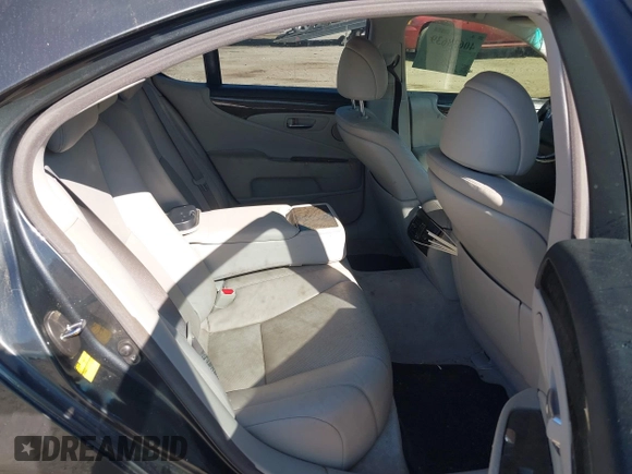 2009 Lexus LS 460 with VIN JTHCL46FX95002294, listed as a IAAI auction lot 40638639 with 227,657 mi miles and . Bid and sale history available at DreamBid. Image 8.