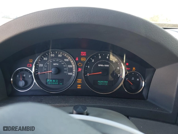 2007 Jeep Grand Cherokee Laredo with VIN 1J8HR48N57C557472, listed as a Copart auction lot 88547125 with 180,888 mi miles and Non Repairable. Bid and sale history available at carsss.com. Image 9.