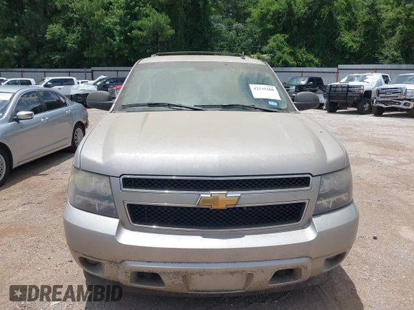 2007 Chevrolet Tahoe LT z VIN 1GNFC130X7R353412, wystawiony jako IAAI lot #42535108 z przebiegiem 78 497 mil mil oraz . Historia ofert i sprzedaży dostępna na DreamBid. Obrazek 6.