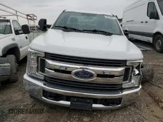 2019 FORD F350 SUPER DUTY with VIN 1FDBF3A67KEG49808, listed as a Copart auction lot 89036805 with Not Provided miles and Salvage Title. Bid and sale history available at DreamBid. Image 5.