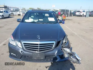 2011 Mercedes-Benz E 550 Luxury с VIN WDDHF9AB3BA423048, выставлен на аукционе IAAI как лот 42164692 с пробегом 79 823 миль миль и . История ставок и продаж доступна на DreamBid. Изображение 12.