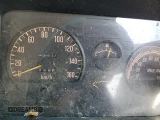 1995 Isuzu Pickup z VIN NHR69C7403921, wystawiony jako Copart lot #44273705 z przebiegiem 126 534 mil mil oraz Szkody całkowita. Historia ofert i sprzedaży dostępna na DreamBid. Obrazek 9.