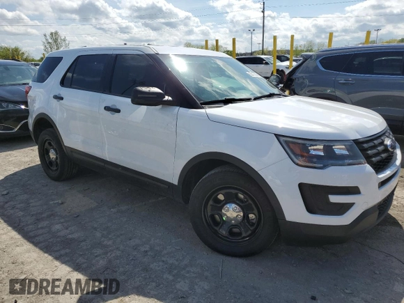2017 Ford Police Interceptor Utility z VIN 1FM5K8AR4HGC78474, wystawiony jako Copart lot #55477895 z przebiegiem Nie podano mil oraz Szkody całkowita. Historia ofert i sprzedaży dostępna na DreamBid. Obrazek 4.