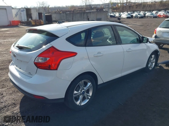 2013 Ford Focus SE with VIN 1FADP3K23DL278608, listed as a IAAI auction lot 42025876 with 142,426 mi miles and . Bid and sale history available at carsss.com. Image 4.