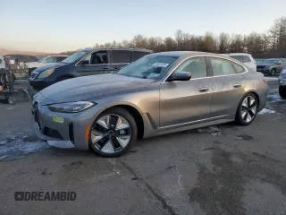 2024 BMW i4 xDrive40 with VIN WBY83FB05RFS82087, listed as a Copart auction lot 41831225 with 1,396 mi miles and Salvage Title. Bid and sale history available at carsss.com. Image 1.