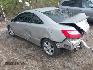 2006 Honda Civic EX with VIN 2HGFG12886H583373, listed as a IAAI auction lot 41956984 with 197,045 mi miles and . Bid and sale history available at DreamBid. Image 3.