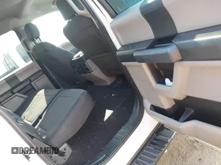 2018 Ford F-150 XL с VIN 1FTEW1CP3JFC23148, выставлен на аукционе IAAI как лот 42593237 с пробегом 142 438 миль миль и . История ставок и продаж доступна на DreamBid. Изображение 8.