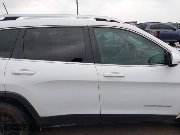 2019 Jeep Cherokee Latitude Plus with VIN 1C4PJLLX9KD203048, listed as a IAAI auction lot 42293811 with 56,221 mi miles and . Bid and sale history available at DreamBid. Image 14.