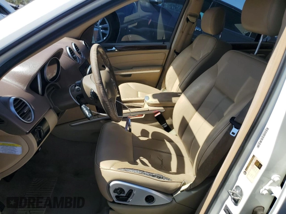 2012 Mercedes-Benz GL 450 z VIN 4JGBF7BE4CA761617, wystawiony jako Copart lot #48529805 z przebiegiem 194 676 mil mil oraz Szkoda całkowita • Salvage title. Historia ofert i sprzedaży dostępna na DreamBid. Obrazek 7.