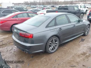 2018 Audi S6 Prestige with VIN WAUHFAFC6JN000451, listed as a IAAI auction lot 41629263 with 117,805 mi miles. Bid and sale history available at carsss.com. Image 4.
