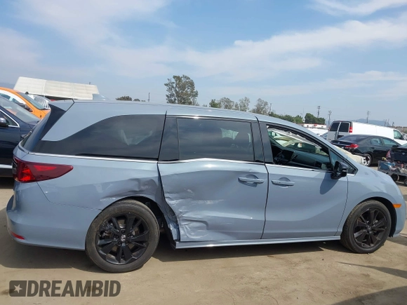 2023 Honda Odyssey Sport z VIN 5FNRL6H72PB031975, wystawiony jako IAAI lot #42047457 z przebiegiem 34 886 mil mil oraz . Historia ofert i sprzedaży dostępna na DreamBid. Obrazek 13.