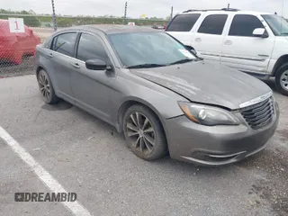 2013 Chrysler 200 Limited with VIN 1C3CCBCG9DN600778, listed as a IAAI auction lot 41946258 with 147,171 mi miles and . Bid and sale history available at carsss.com. Image 1.