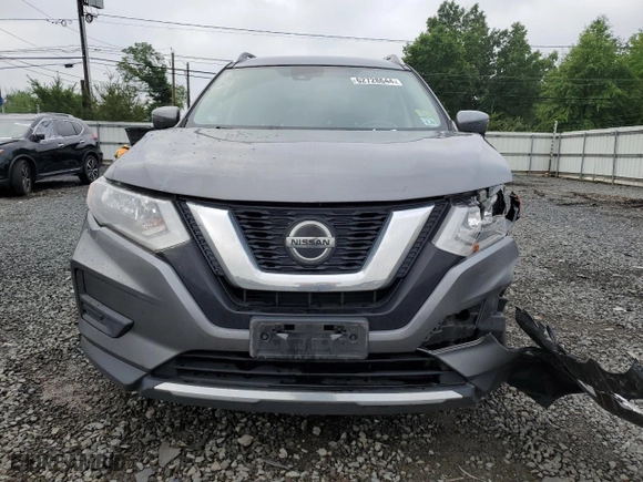 2019 Nissan Rogue SV with VIN JN8AT2MV5KW397156, listed as a Copart auction lot 62728644 with 153,293 mi miles and Salvage Title. Bid and sale history available at carsss.com. Image 5.