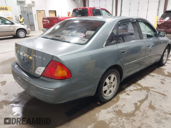 2000 Toyota Avalon XL with VIN 4T1BF28B4YU067175, listed as a IAAI auction lot 42396309 with 268,064 mi miles and . Bid and sale history available at DreamBid. Image 4.