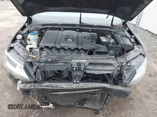 2012 Volkswagen Jetta SE с VIN 3VWDP7AJ9CM332014, выставлен на аукционе IAAI как лот 41527054 с пробегом 153 030 миль миль и . История ставок и продаж доступна на DreamBid. Изображение 10.