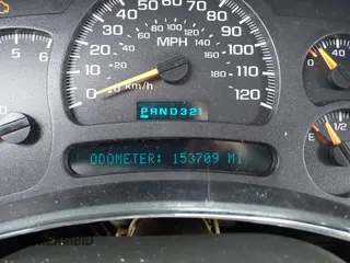 2005 Chevrolet Tahoe LT with VIN 1GNEC13T15R213638, listed as a IAAI auction lot 41787524 with 153,709 mi miles and . Bid and sale history available at DreamBid. Image 15.