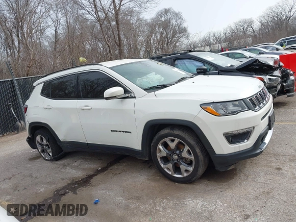 2021 Jeep Compass Limited with VIN 3C4NJCCB2MT528293, listed as a IAAI auction lot 41738444 with 111,848 mi miles. Bid and sale history available at carsss.com. Image 12.