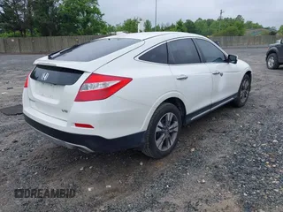2015 Honda Crosstour EX-L z VIN 5J6TF1H5XFL000901, wystawiony jako IAAI lot #42147541 z przebiegiem 124 949 mil mil oraz . Historia ofert i sprzedaży dostępna na DreamBid. Obrazek 4.