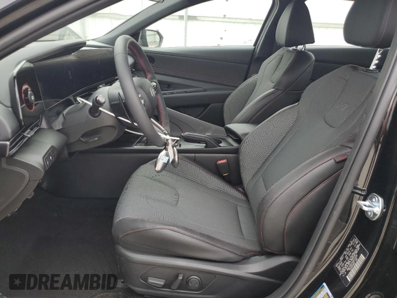 2025 Hyundai Elantra N Line z VIN KMHLR4DF5SU872495, wystawiony jako Copart lot #49594045 z przebiegiem 532 mil mil oraz Szkoda całkowita • Salvage title. Historia ofert i sprzedaży dostępna na DreamBid. Obrazek 7.