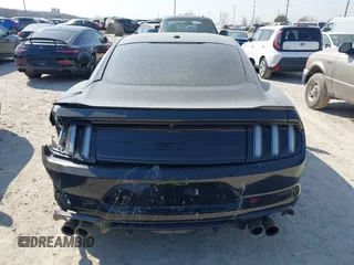 2019 Ford Mustang GT z VIN 1FA6P8CF0K5129940, wystawiony jako IAAI lot #41795075 z przebiegiem 21 758 mil mil oraz . Historia ofert i sprzedaży dostępna na DreamBid. Obrazek 16.