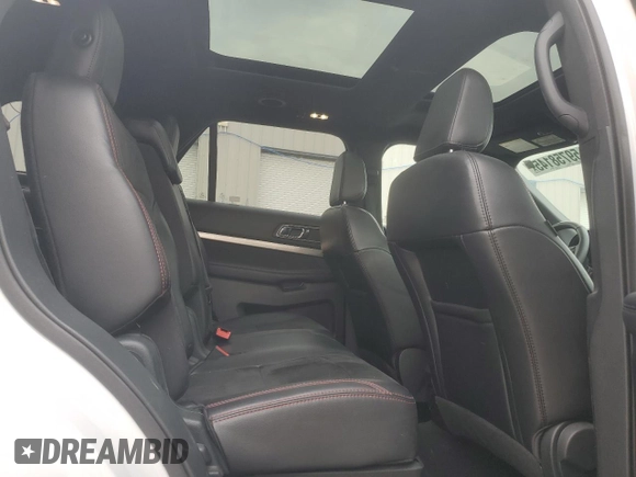 2019 Ford Explorer XLT with VIN 1FM5K8D88KGB05292, listed as a Copart auction lot 59758145 with 97,353 mi miles and Salvage title. Bid and sale history available at DreamBid. Image 11.