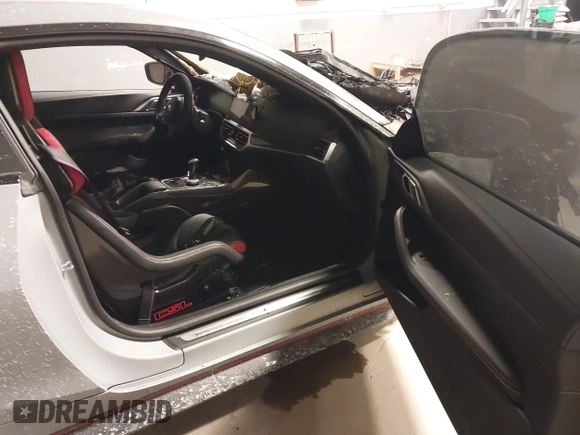 2023 BMW 4 Series z VIN WBS63AZ0XPCL13651, wystawiony jako IAAI lot #41312101 z przebiegiem Nie podano mil oraz . Historia ofert i sprzedaży dostępna na DreamBid. Obrazek 5.