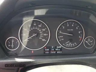 2013 BMW 3 Series 328i с VIN WBA3A5C53DF352746, выставлен на аукционе Copart как лот 59400105 с пробегом 210 767 миль миль и Чистый • Clean title. История ставок и продаж доступна на DreamBid. Изображение 9.
