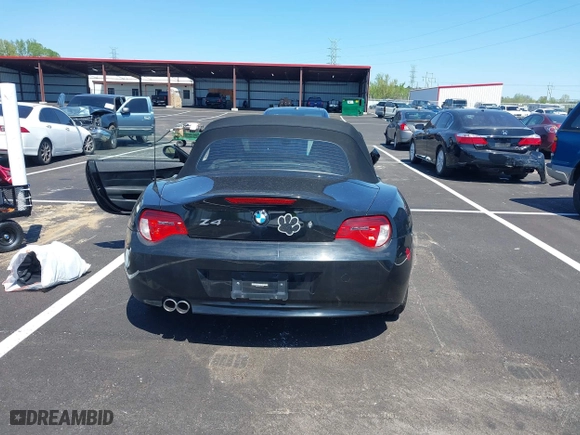 2007 BMW Z4 3.0si with VIN 4USBU53567LX02991, listed as a IAAI auction lot 41990352 with 86,329 mi miles. Bid and sale history available at carsss.com. Image 16.