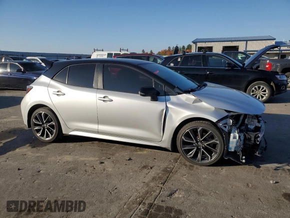 2020 Toyota Corolla Hatchback XSE with VIN JTNC4RBE8L3100859, listed as a Copart auction lot 76250864 with 56,467 mi miles and Salvage Title. Bid and sale history available at carsss.com. Image 4.