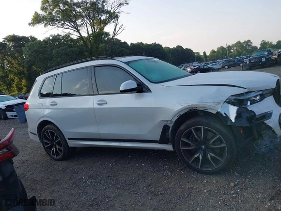 2019 BMW X7 xDrive50i with VIN 5UXCX4C53KLB40280, listed as a IAAI auction lot 39936228 with 1 mi miles. Bid and sale history available at carsss.com. Image 13.