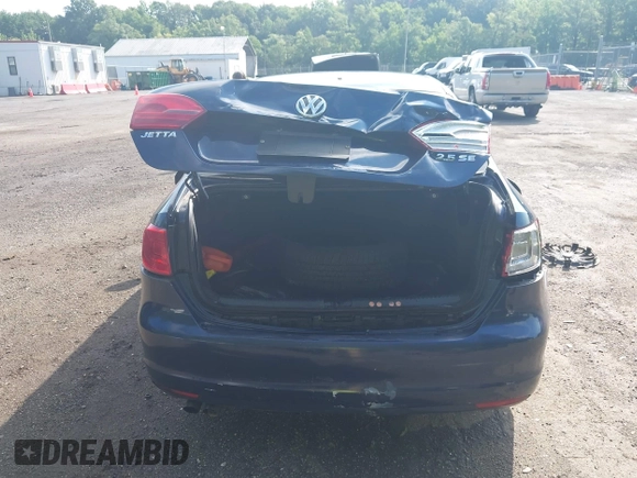 2012 Volkswagen Jetta SE with VIN 3VWDP7AJ0CM086860, listed as a IAAI auction lot 42751399 with 177,890 mi miles and . Bid and sale history available at DreamBid. Image 16.