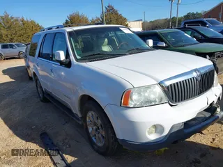 2003 Lincoln Navigator Luxury with VIN 5LMFU28R33LJ03048, listed as a IAAI auction lot 41498656 with 221,770 mi miles. Bid and sale history available at carsss.com. Image 1.