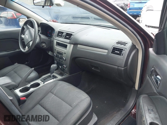 2012 Ford Fusion SE with VIN 3FAHP0HA5CR140714, listed as a IAAI auction lot 41742205 with 116,952 mi miles and . Bid and sale history available at carsss.com. Image 5.