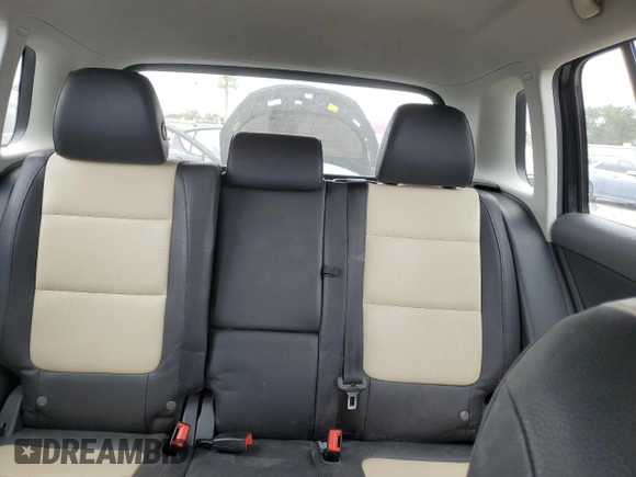 2017 Volkswagen Tiguan S with VIN WVGAV7AX6HK001501, listed as a Copart auction lot 55836315 with 116,052 mi miles and Salvage Title. Bid and sale history available at DreamBid. Image 10.