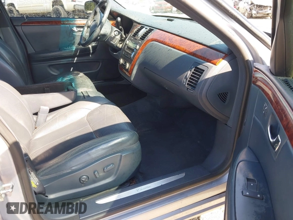 2006 Cadillac DTS 1SD z VIN 1G6KD57Y86U110272, wystawiony jako IAAI lot #42059673 z przebiegiem 147 610 mil mil oraz . Historia ofert i sprzedaży dostępna na DreamBid. Obrazek 5.